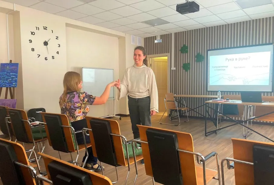 Провели семинар для сотрудников «Особенности тьюторского сопровождения для детей с РАС»