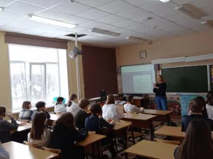 Провели классный час, посвященный телефону доверия