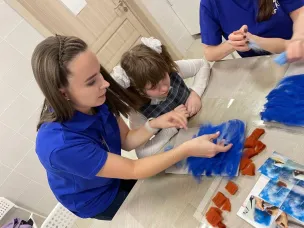 В нашем центре прошел мастер-класс по шерстяной живописи